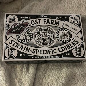 stash box cardboard slide, open container shaped as a matchbox brand new swag